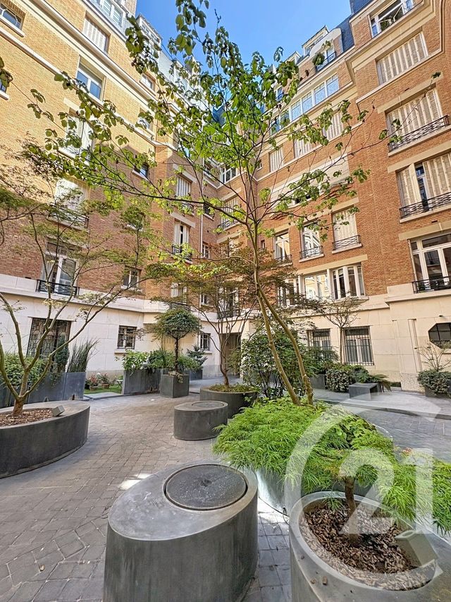 Appartement F2 à louer - 2 pièces - 32.0 m2 - LEVALLOIS PERRET - 92 - ILE-DE-FRANCE - Century 21 Anatole France