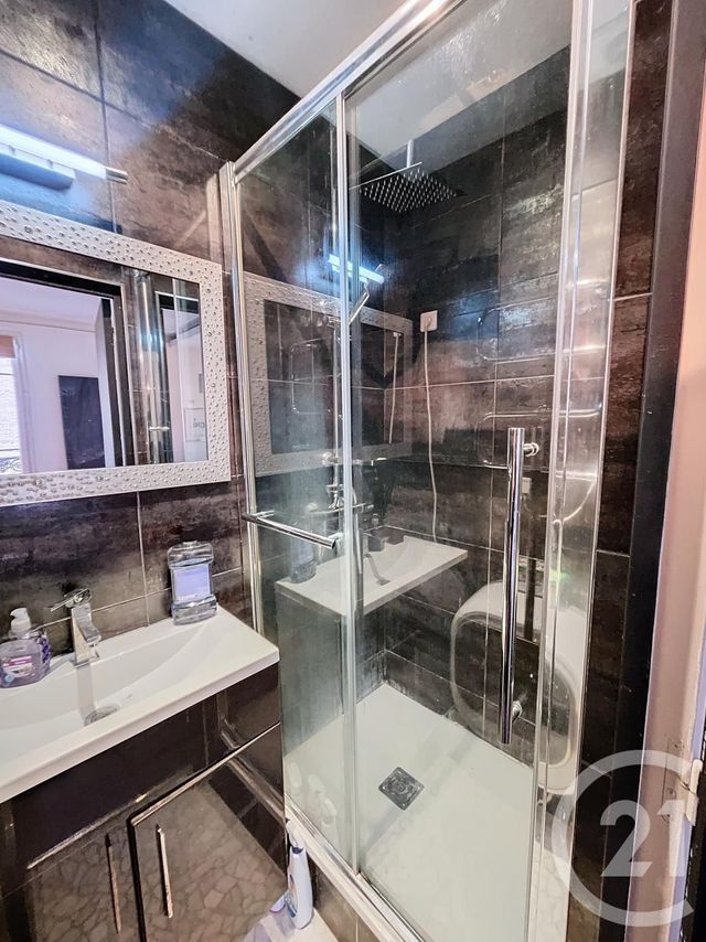 Appartement Studio à louer - 1 pièce - 26.0 m2 - LEVALLOIS PERRET - 92 - ILE-DE-FRANCE - Century 21 Anatole France