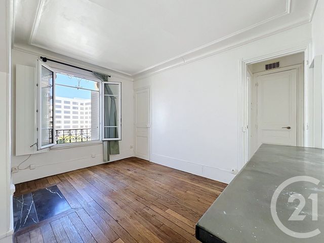 Appartement F2 à vendre - 2 pièces - 31.28 m2 - LEVALLOIS PERRET - 92 - ILE-DE-FRANCE - Century 21 Anatole France