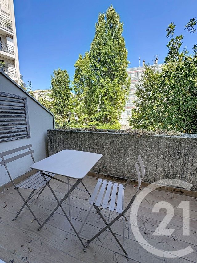 Appartement F2 à louer - 2 pièces - 57.0 m2 - LEVALLOIS PERRET - 92 - ILE-DE-FRANCE - Century 21 Anatole France