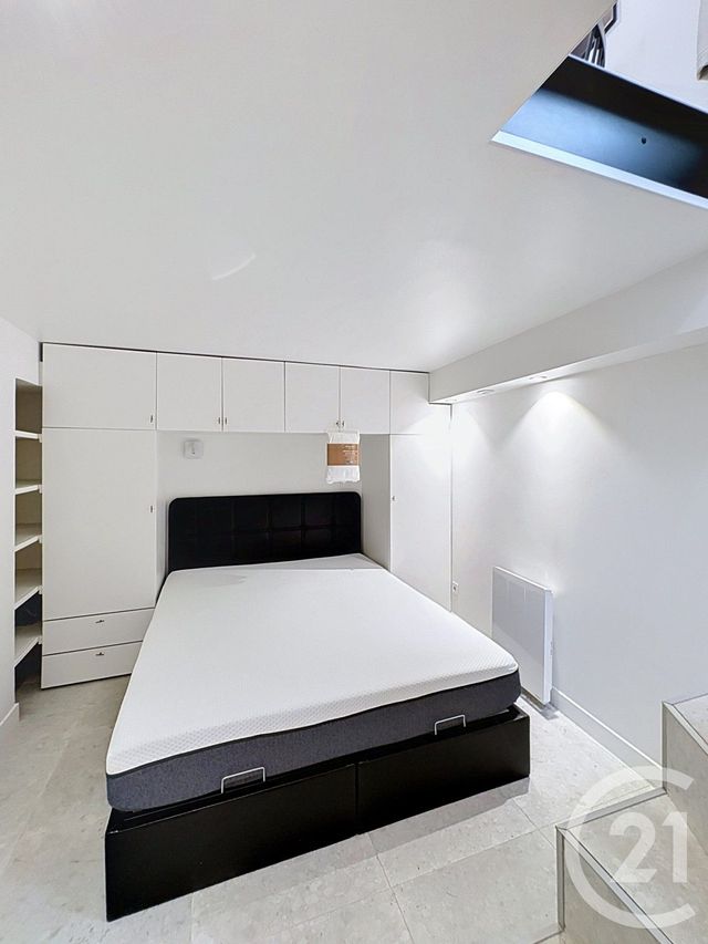 Appartement F2 à louer - 2 pièces - 25.0 m2 - NEUILLY SUR SEINE - 92 - ILE-DE-FRANCE - Century 21 Anatole France