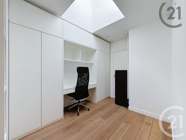 maison à vendre - 5 pièces - 178.0 m2 - COURBEVOIE - 92 - ILE-DE-FRANCE - Century 21 Anatole France