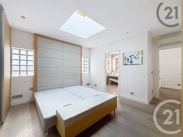 maison à vendre - 5 pièces - 178.0 m2 - COURBEVOIE - 92 - ILE-DE-FRANCE - Century 21 Anatole France