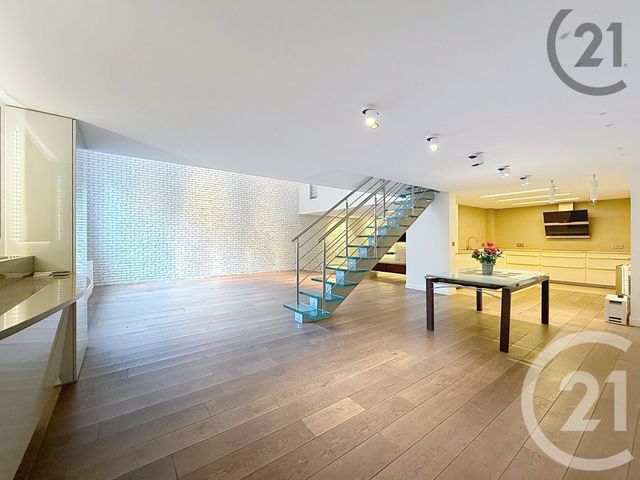 maison à vendre - 5 pièces - 178.0 m2 - COURBEVOIE - 92 - ILE-DE-FRANCE - Century 21 Anatole France