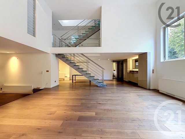maison à vendre - 5 pièces - 178.0 m2 - COURBEVOIE - 92 - ILE-DE-FRANCE - Century 21 Anatole France