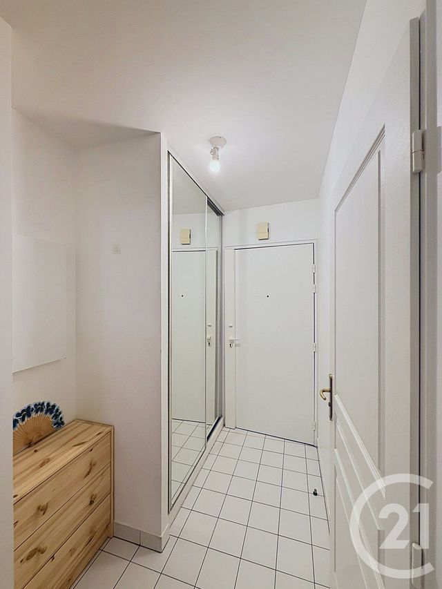 Appartement F1 à louer - 1 pièce - 38.07 m2 - LEVALLOIS PERRET - 92 - ILE-DE-FRANCE - Century 21 Anatole France
