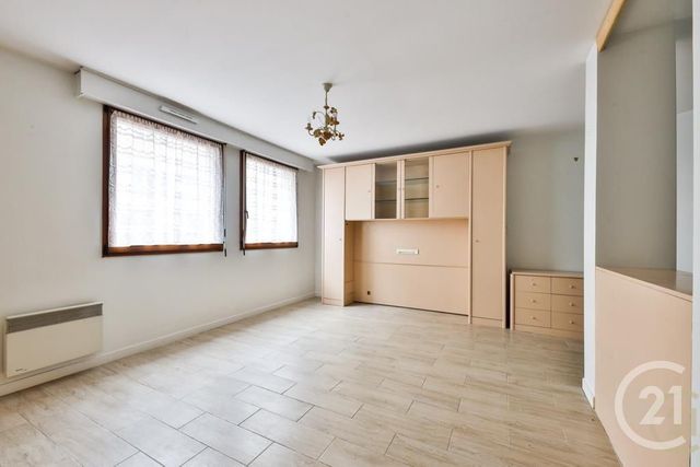 Appartement F2 à vendre - 2 pièces - 48.0 m2 - LEVALLOIS PERRET - 92 - ILE-DE-FRANCE - Century 21 Anatole France