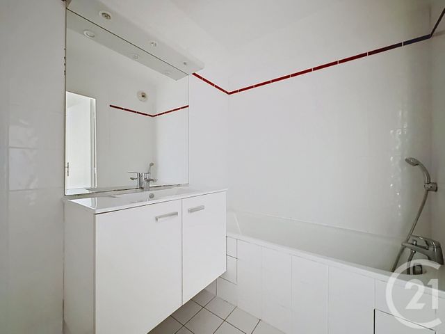Appartement F2 à vendre - 2 pièces - 50.61 m2 - CLICHY - 92 - ILE-DE-FRANCE - Century 21 Anatole France