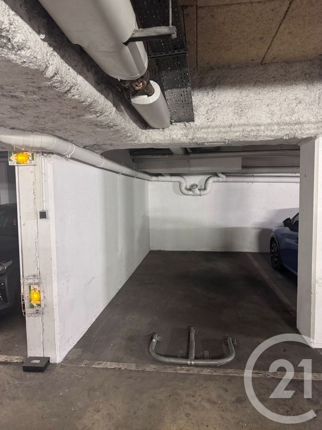 parking - LEVALLOIS PERRET - 92